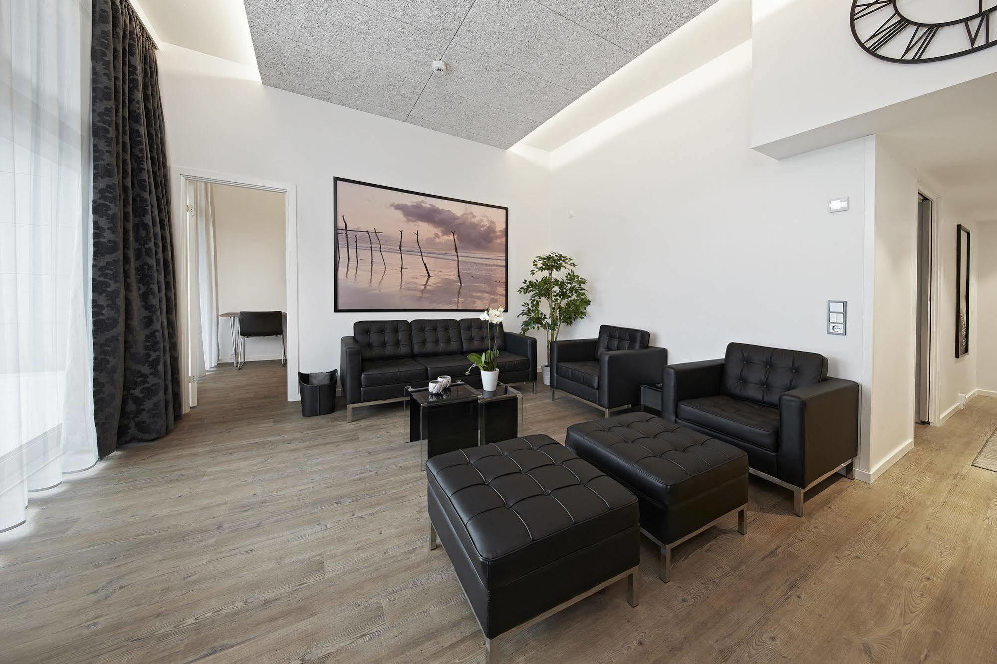 Living Suites Nærum Εξωτερικό φωτογραφία